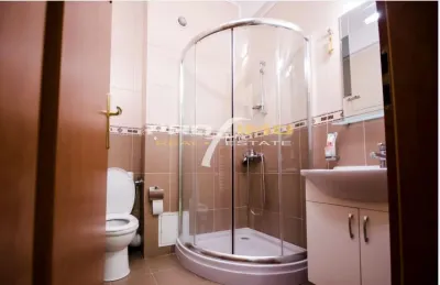 Mamaia, central, 3 camere decomandate lux, 130 mp - foto 4