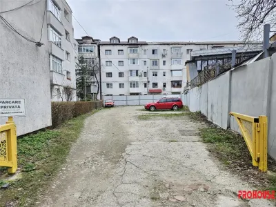 Zona CORA, Teren intravilan 365 mp - Bacau