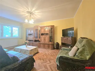 ULTRACENTRAL, 3 Decomandate, Etaj  2 - foto 2