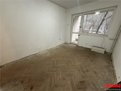 Locație ideală pentru afacerea ta - spațiu 40 mp - Aleea Parcului - foto 5