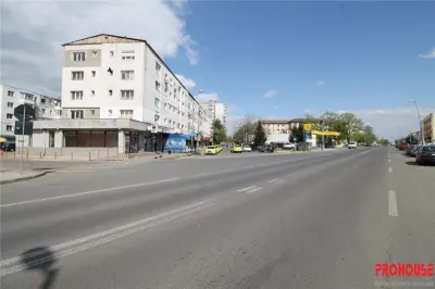 Zona Milcov - spatiu comercial -  subsol + parter - 111mp - Bacau