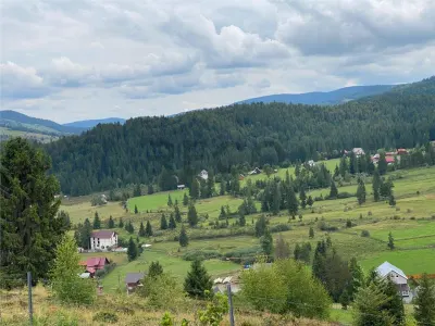 RECO Teren intravilan in Arieseni 1700mp cu Utilitati - foto 2