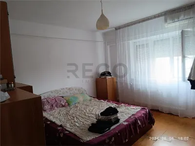 RECO Apartament o camera in zona Velenta - foto 4