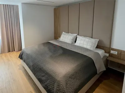 Apartament 3 Camere Ultracentral | Renovare Designer | Complet Mobilat 3c-4250 - foto 4
