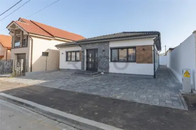 Casa de vanzare in Cihei – 500 mp | Variante: La rosu / Semifinisat - foto 2