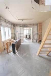 RECO Casa de renovat , zona centrala sub 1000 €/mp!!! - Oradea