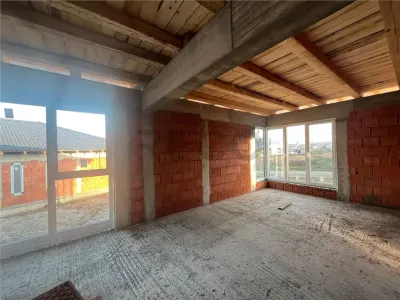 RECO Casa plan parter cu 3 dormitoare-la rosu- Paleu - foto 15