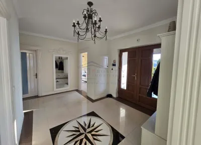 Casa Parter in Suceava: 1.000 mp Teren | Confort Premium | C-3819 - foto 3