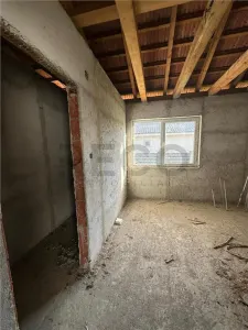 RECO, Casa noua, semifinisata in Osorhei, Bihor - foto 12