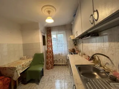 Apartament 4 camere | George Enescu | Etaj 2 | 78 mp | 4c-1038 - foto 3
