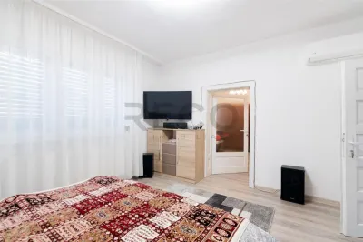 RECO Casa  cu 4 camere la 5 minute de centru (Olosig) -Oradea-curte si acces auto - foto 17
