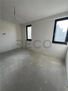 RECO Apartament cu 3 camere, ultracentral, NOU, parter - foto 11