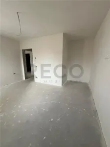 RECO Apartament cu 3 camere, ultracentral, NOU, parter - foto 10