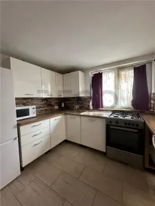 RECO Apartament ultracentral în Oradea cu pozitie excelenta. - foto 3