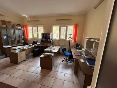Hala industriala de vanzare in Marghita – 650 mp hala + birouri 200 mp, teren 3479 mp - foto 7