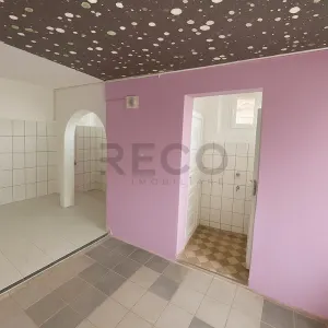 RECO Casa S+P+M cu spatiu comercial si garaj in Marghita - ideala pentru locuit si afacere - foto 17