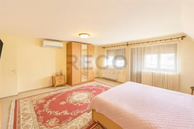 RECO Casa S+P+M cu spatiu comercial si garaj in Marghita - ideala pentru locuit si afacere - foto 7