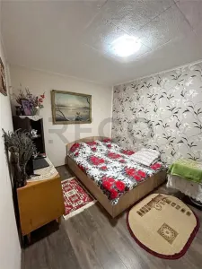 RECO Apartament 2 camere, zona Velenta, etaj 1/4, balcon inchis - foto 3