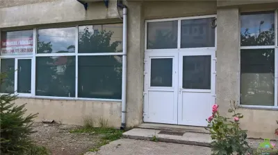 Inchiriere spatiu comercial 124 mp - Moinesti, Zorilor 12, Cascada - foto 2