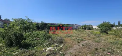 NOU! Teren intravilan, S= 2793 mp, cu constructie, Zona Lic. Agricol! - foto 1