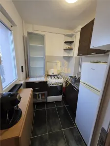 Apartament 2 camere, ETAJ 2, PIATA DOINA- Zona Sagului - foto 11