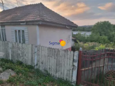 Casa cu teren 800 MP  Comuna Raducaneni  Iasi - foto 6