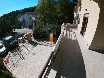 Vila 2.700mp, Paradisul Verde, cu piscina si padure proprie - foto 19