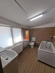 Vatra Luminoasa vila 2023, 5 camere, curte libera - foto 3