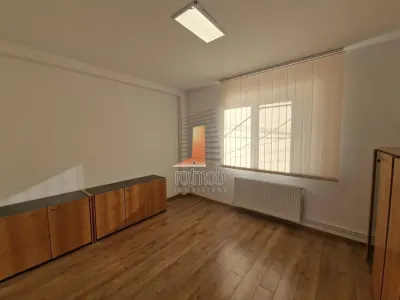 Vatra Luminoasa vila 2023, 5 camere, curte libera - foto 10