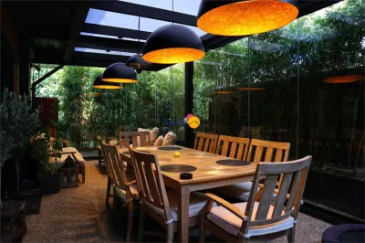 Vila Mediteraneana deosebita, amplasata într-o locatie de vis, în zona Bucium - foto 12