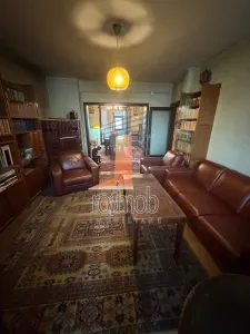 Piata Romana, apartament 3 camere,  garaj in proprietate, eajul 2/3 - foto 4