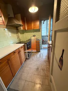 Piata Romana, apartament 3 camere,  garaj in proprietate, eajul 2/3 - foto 9