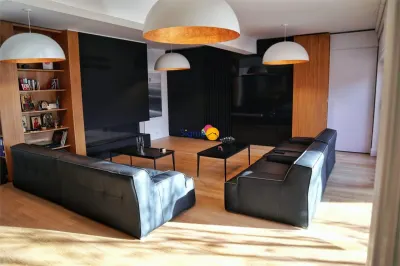 Vila Mediteraneana deosebita, amplasata într-o locatie de vis, în zona Bucium - foto 14