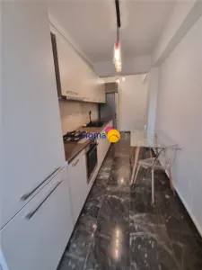 Inchiriere, apartament 3 camere - foto 11