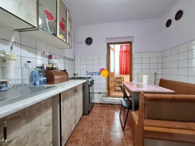 Apartament 3 camere, Nicolina II– liber, parter cu balcon generos - foto 3