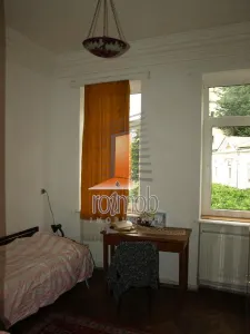 Apartament 3 camere, etajul 1/3, zona Mosilor - foto 4