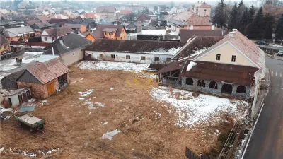 Complex comercial in centrul comunei Lazarea - foto 6