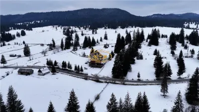 Pensiune la rosu (Secu, Mun. Toplita) - foto 3