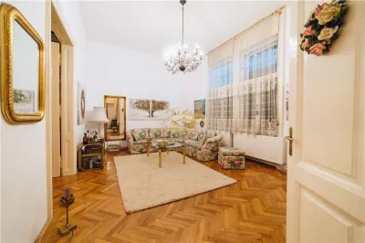 Vila in stil Art Nouveau (Targu Mures, str. Alexandru Papiu Ilarian) - foto 12