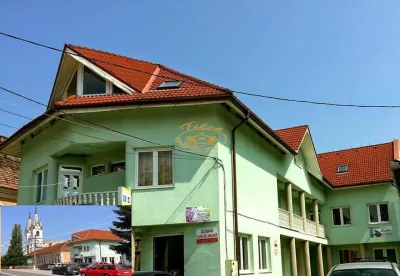 Pensiune in centrul comunei Ditrau, jud. Harghita - foto 1