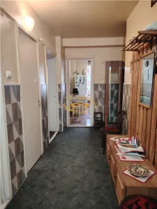 Apartament 4 camere (Gheorgheni, Cart. Bucin 17/B) - foto 8
