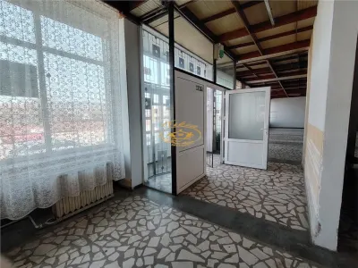 Spatiu comercial in Gheorgheni, Car. Bucin, bl. 26 - foto 7