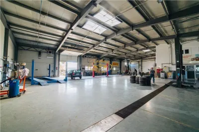 Imobil industrial - service auto complet echipat (Gheorgheni, str. Kossuth Lajos) - foto 24