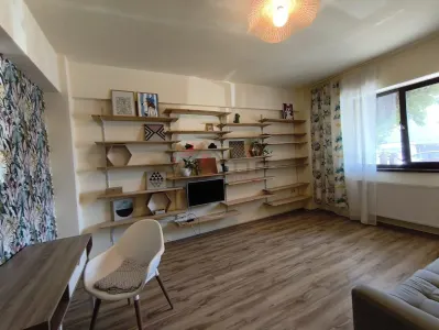 2 camere decomandat 58 mp, zona Valea Adanca_Capitol - Iasi