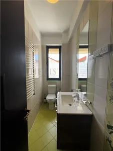 De Inchiriat | Apartament cu 3 camere | 2 locuri de parcare | Pipera - foto 13