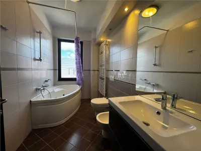 De Inchiriat | Apartament cu 3 camere | 2 locuri de parcare | Pipera - foto 10