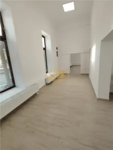 Spatiu comercial in Gheorgheni, str. Kossuth Lajos - foto 6