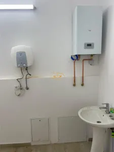 Spatiu comercial in Gheorgheni, str. Kossuth Lajos - foto 9