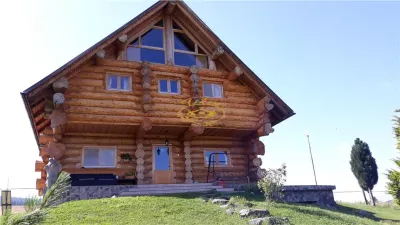 Casa din busteni cu ferma zootehnica si afacere (Tengheler, Com. Ditrau) - foto 2