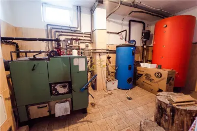Casa din busteni cu ferma zootehnica si afacere (Tengheler, Com. Ditrau) - foto 21
